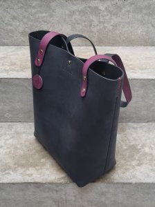 galerie/001 Taschen/001 Alia/resized/T0296 (2023-06-29) 3_small.jpg